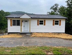 3106 Greenway Dr in Knoxville, TN - Building Photo - Building Photo