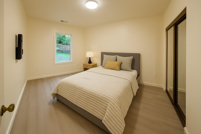 property at 10738 SE 165th St