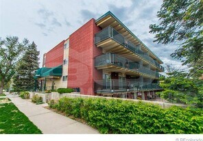 200 N Pearl St in Denver, CO - Building Photo