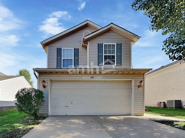 property at 940 Fox Croft Pl