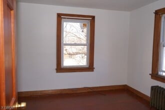 430 Main St in Little Falls, NJ - Building Photo - Building Photo