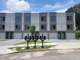 1351 Brewster St SW in Atlanta, GA - Building Photo