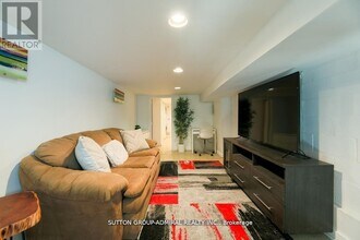 70 Carlaw Ave in Toronto, ON - Building Photo - Building Photo