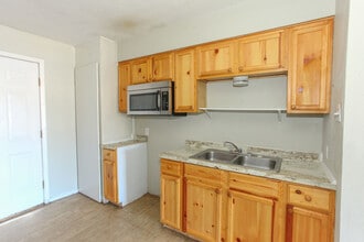 1406 Goliad St in Big Spring, TX - Building Photo - Building Photo