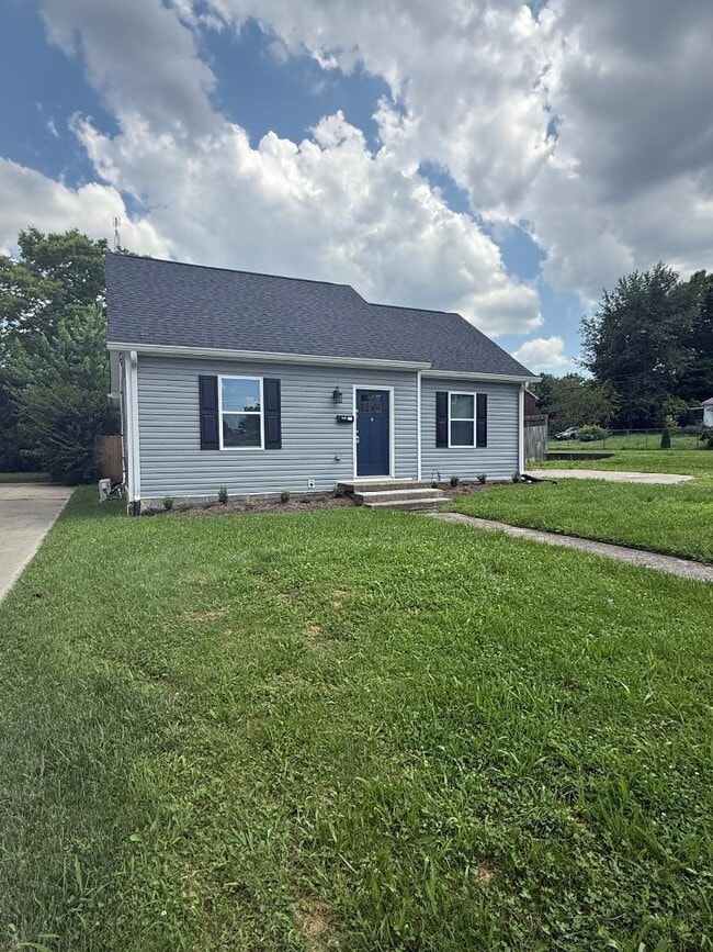 property at 1012 Oak Hill Dr