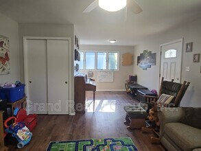 25151 W Lincoln Dr in Lake Villa, IL - Building Photo - Building Photo