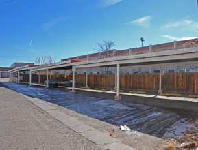 3911 Silver Ave SE in Albuquerque, NM - Building Photo - Building Photo