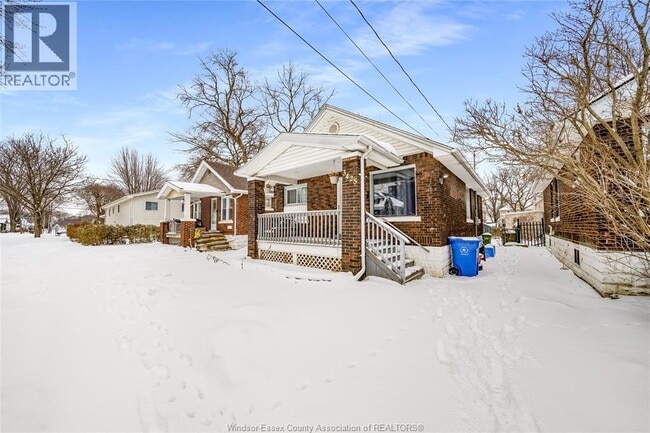 3425 Baby St in Windsor, ON - Building Photo - Building Photo