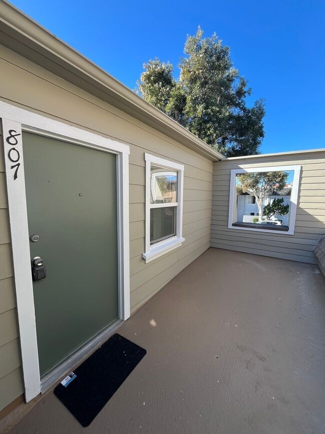property at 807 Jamaica Ct