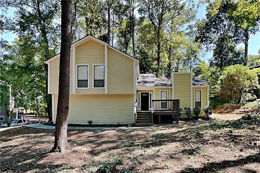 2127 W Carlyle Ct in Marietta, GA - Building Photo