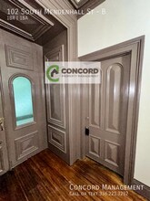 102 S Mendenhall St-Unit -B in Greensboro, NC - Building Photo - Building Photo