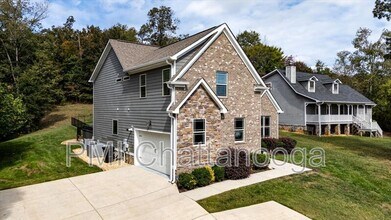 8229 Pierpoint Dr in Harrison, TN - Building Photo - Building Photo