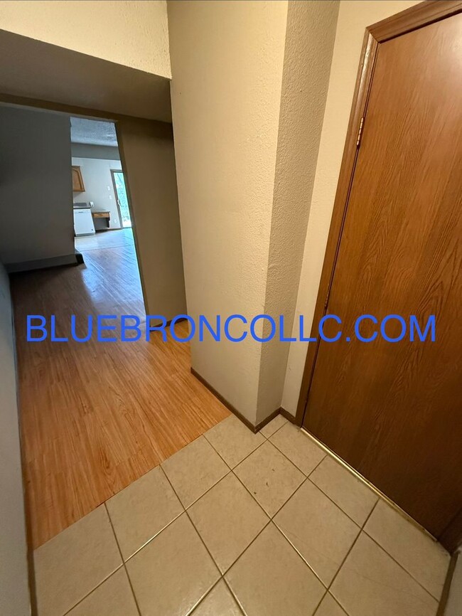 118 SW Oxford Pl in Lee's Summit, MO - Building Photo - Building Photo