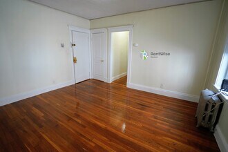 231-235 Park Dr in Boston, MA - Building Photo - Building Photo