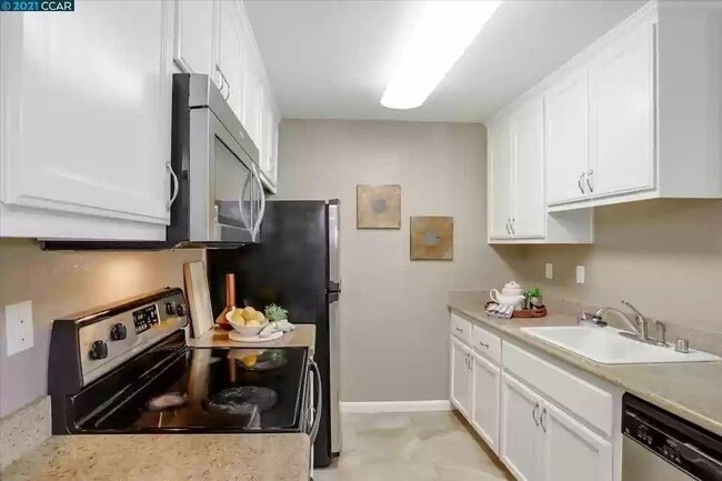 2695 Somerset Park Cir in San Jose, CA - Building Photo - Building Photo