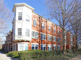 400 Clarice Ave Apartments