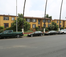 Lowell Terrace Apartments in Los Angeles, CA - Building Photo - Building Photo