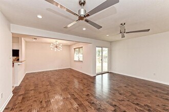 3706 Harpers Ferry Ln in Austin, TX - Building Photo - Building Photo