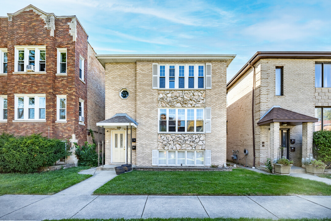 2114 Kenilworth Ave in Berwyn, IL - Foto de edificio