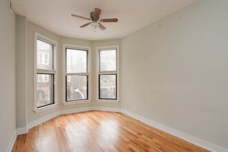 630 W Oakdale Ave in Chicago, IL - Building Photo - Building Photo