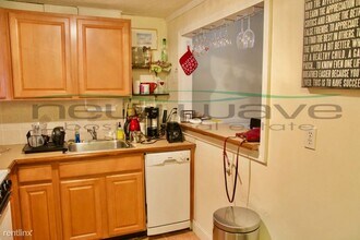 16 Hereford St-Unit -Apt 2 in Boston, MA - Building Photo - Building Photo