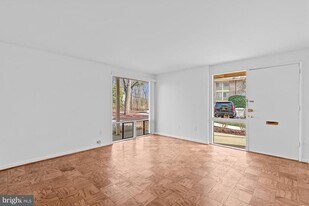 7171 Donnell Pl in Forestville, MD - Building Photo