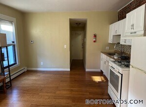 147 Meridian St in Boston, MA - Building Photo - Building Photo