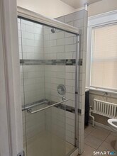 252 Maplewood Ave in Bridgeport, CT - Building Photo - Building Photo