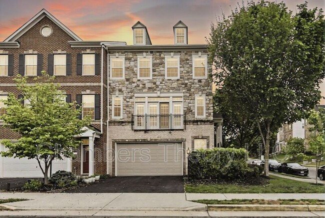 property at 1769 Moultrie Terrace NE