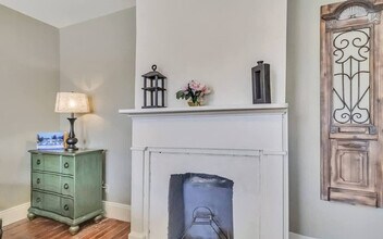515 E Huntingdon St in Savannah, GA - Building Photo - Building Photo