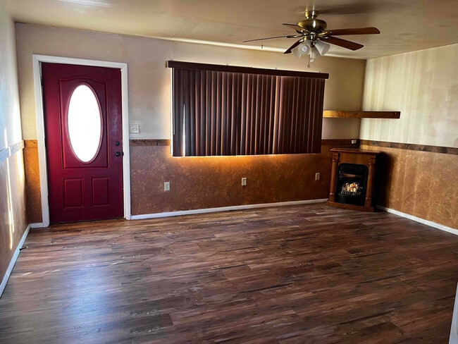 918 Jersey Ave in Lovell, WY - Building Photo - Building Photo