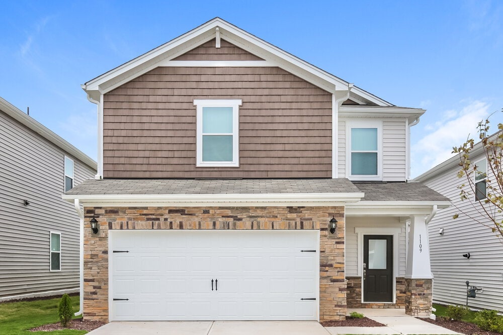1109 Orch Strm Dr in Haw River, NC - Building Photo