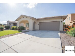 1066 E Sourwood Dr in Gilbert, AZ - Building Photo - Building Photo