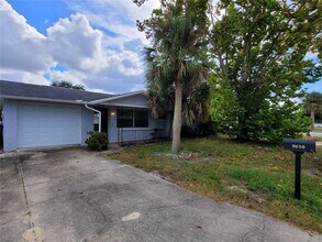8650 Robilina Rd in Port Richey, FL - Building Photo - Building Photo