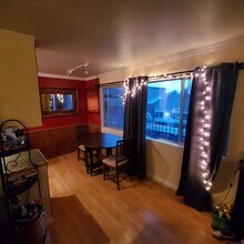 140 Montecito Ave in Oakland, CA - Building Photo - Building Photo