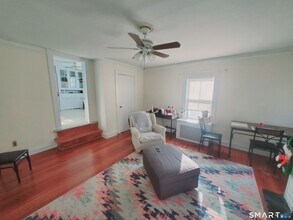 152 River Rd Ext in Greenwich, CT - Building Photo - Building Photo