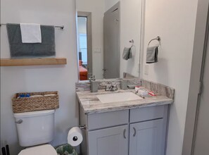 2405 Bastrop St in Houston, TX - Building Photo - Building Photo