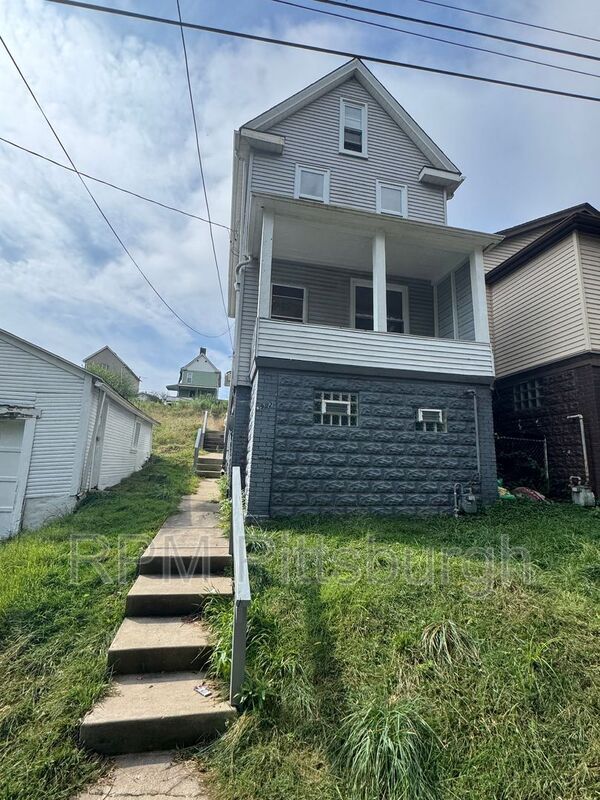 property at 1912 Johnson St