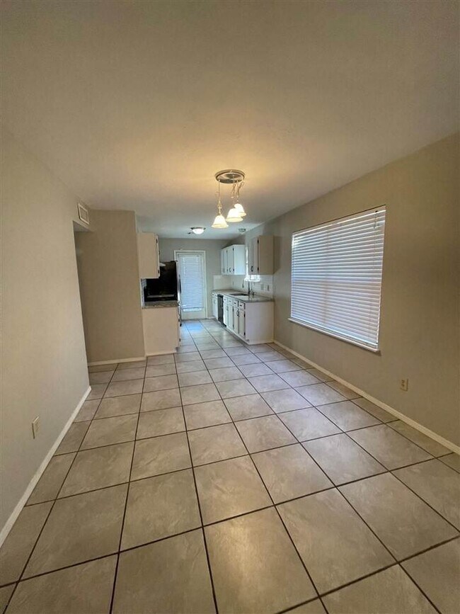 4015 SW Sunflower Ln Rentals in Lawton, OK