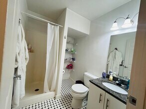 461 Park Dr, Unit 403 in Boston, MA - Building Photo - Building Photo