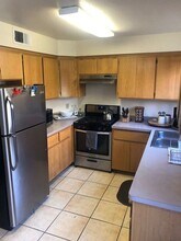 Legacy Townhome - Spacious Townhomes in Chico, CA - Foto de edificio - Interior Photo