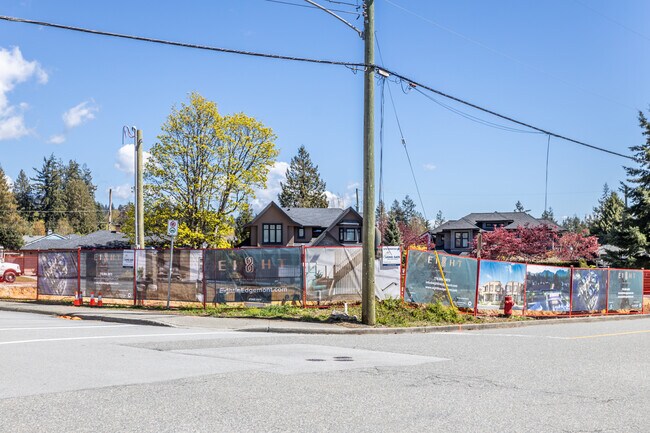 3175 Canfield Cres in North Vancouver, BC - Building Photo - Building Photo