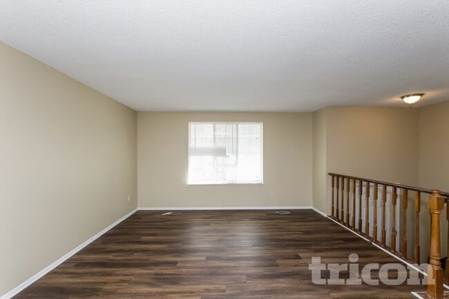 3205 Winchelsea Dr in Charlotte, NC - Foto de edificio - Building Photo