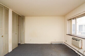 663 W Grace St in Chicago, IL - Building Photo - Building Photo