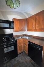 2115 N Sedgwick St in Chicago, IL - Foto de edificio - Building Photo