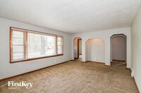 10512 E 69th St photo'