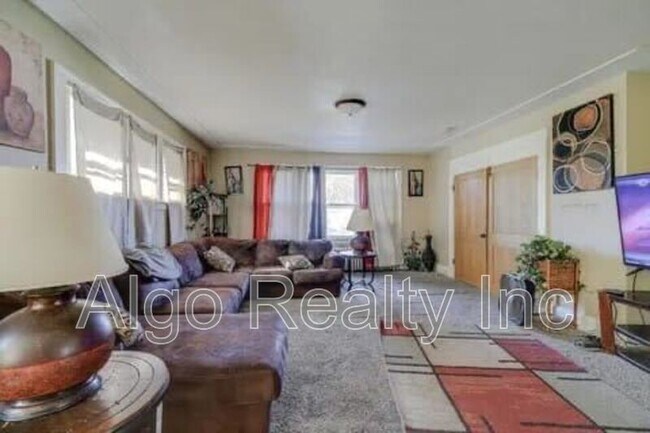 2646 Dupont Ave N in Minneapolis, MN - Building Photo - Building Photo