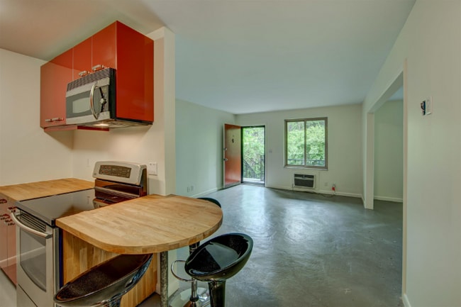 3600 Hillsboro Pike in Nashville, TN - Building Photo - Building Photo