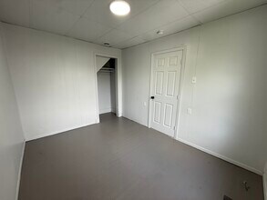 2487 Walnut St in Hermitage, PA - Building Photo - Building Photo