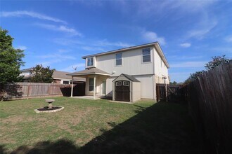 1012 Gentry Dr in Leander, TX - Building Photo - Building Photo